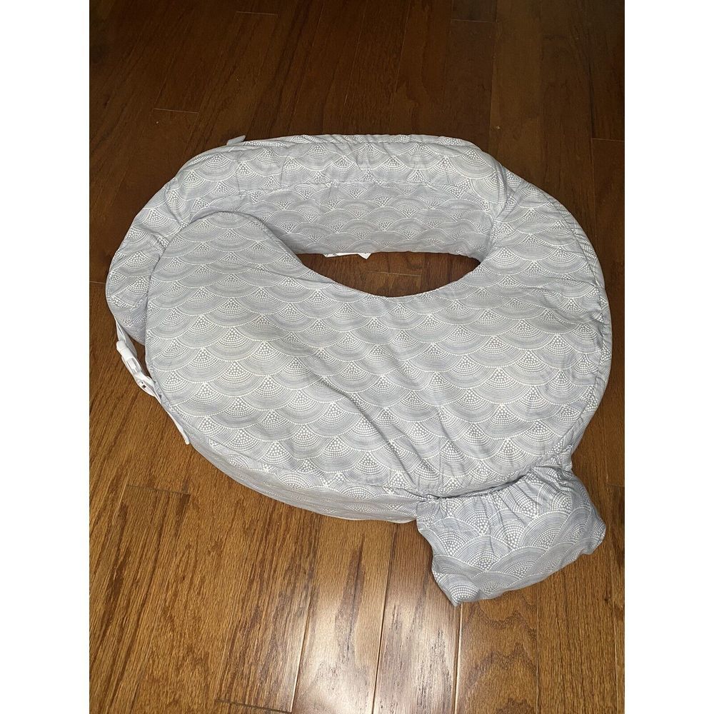 My Breast Friend Gray Strap Around Nursing Pillow With Extra‎ Cover
